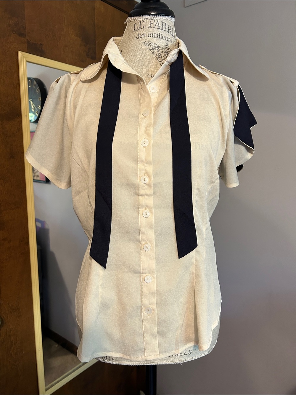 Comme Toi Tie Neck Blouse